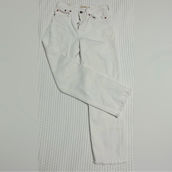 Levi Strauss and Company, wedgy, straight cropped ankle size 25 jeans - Picture 8 of 10